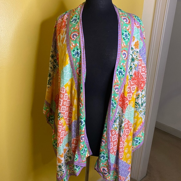 Tolani Collection, yellow, orange, floral, wide sleeve, open kimono, 1X… - Picture 3 of 3